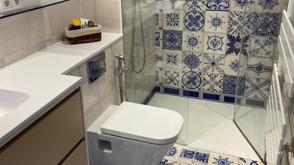 20_construccion-azulejos-para-banos-qk.jpg